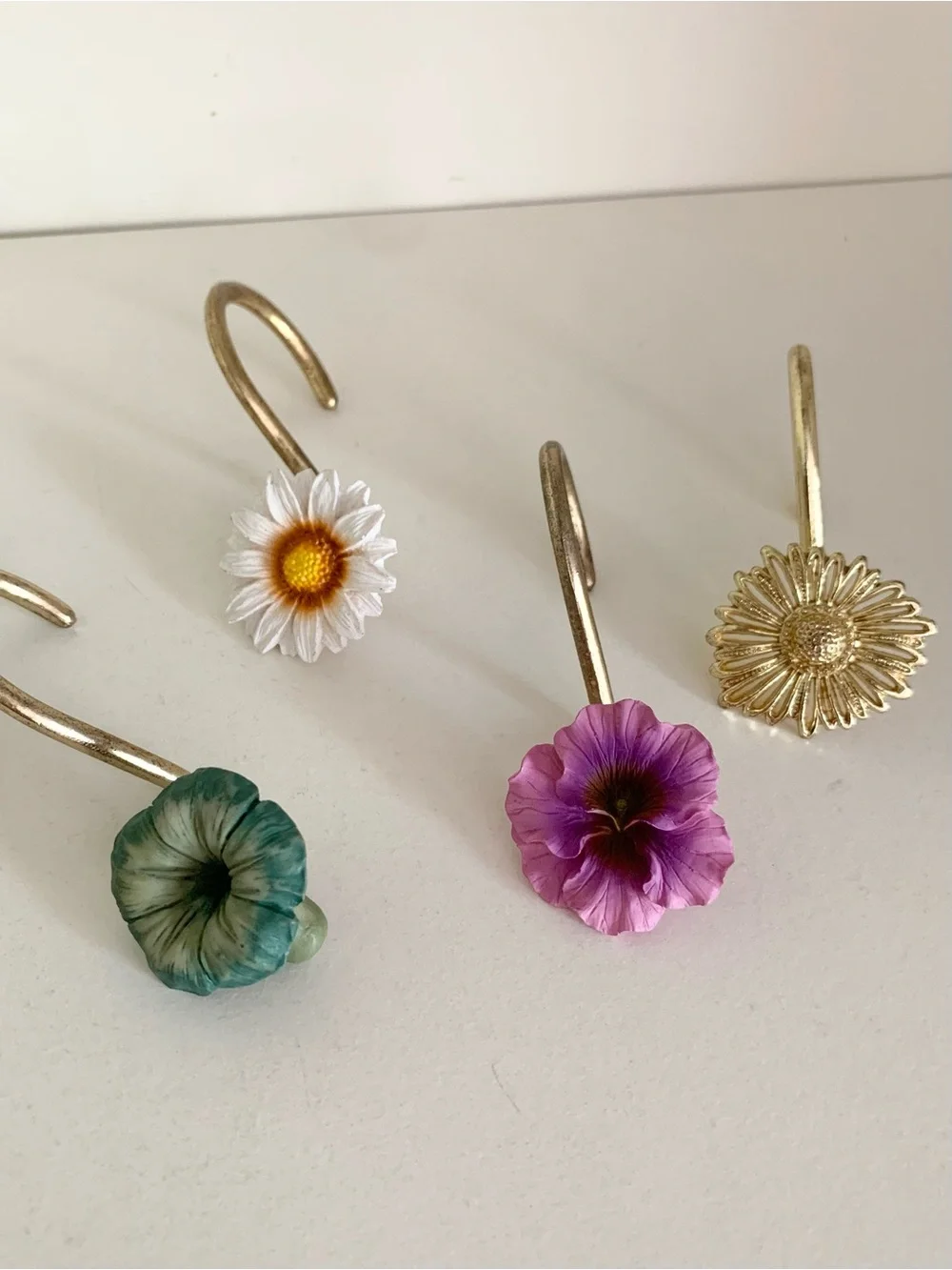 4 flower hooks set